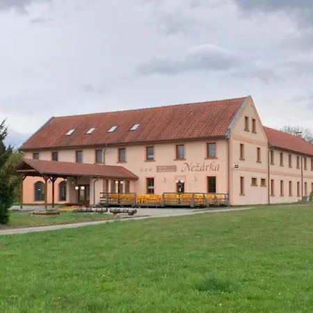 Letni Nezarka Novosedly nad Nežárkou