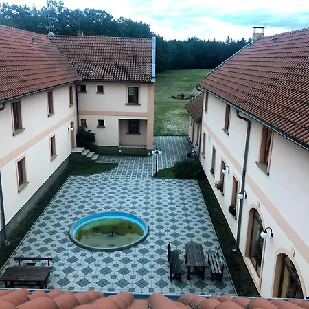 Aparthotel Letni Nezarka 3*