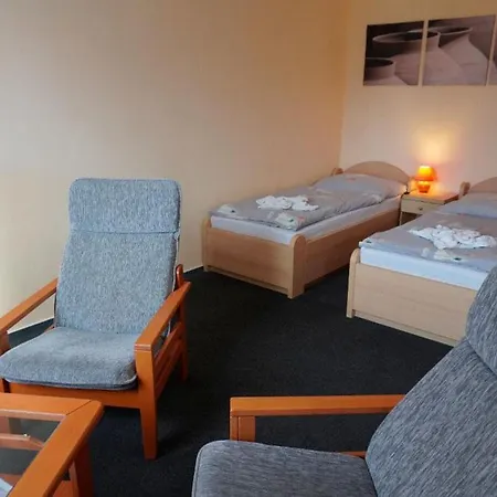 Letni Nezarka Aparthotel